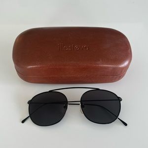 Illesteva Black/Grey Flat Mykonos II Sunglasses